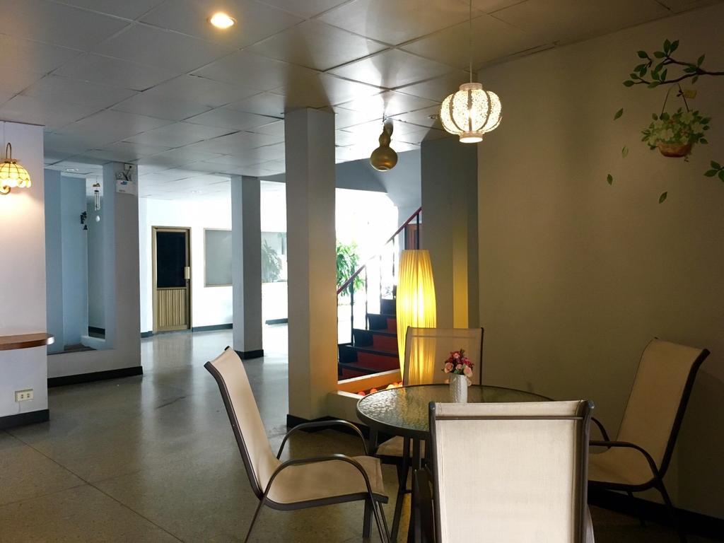 Summer Hotel Phuket Bagian luar foto